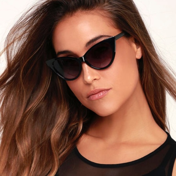 NWT LuLu’s Cat Eye Sunglasses - Picture 3 of 3
